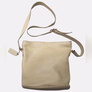 Vintage Coach Sonoma Bucket Crossbody Bag 4907 & Matching Coach Clutch Tan